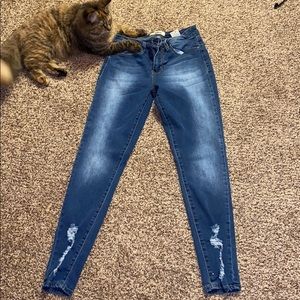 ripped skinny jeans